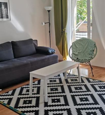 Apartment Homey Zara Esterno foto