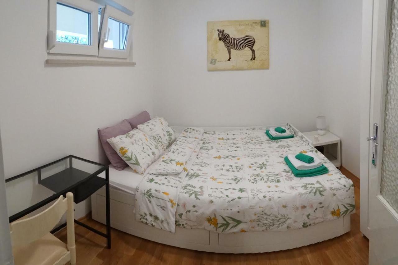 Apartment Homey Zara Esterno foto